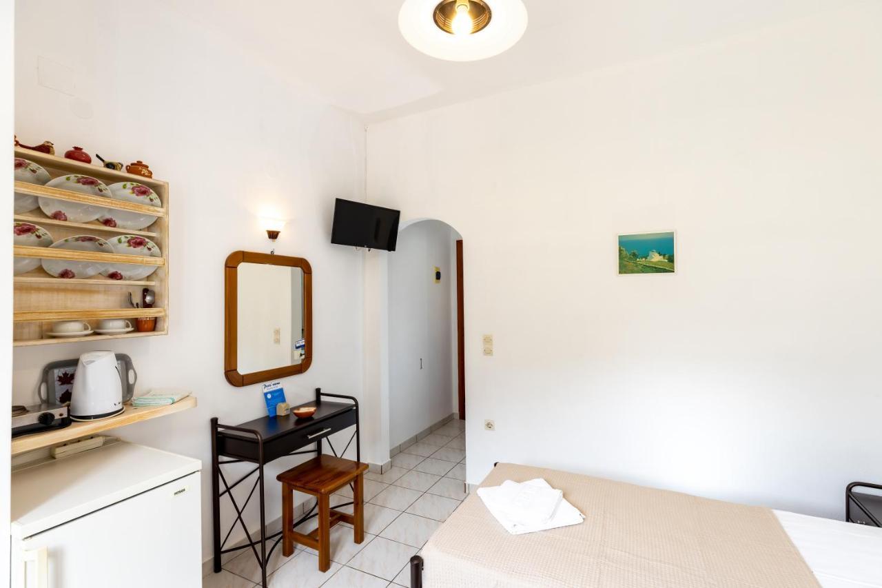 Peris Rooms Kamares  Екстериор снимка
